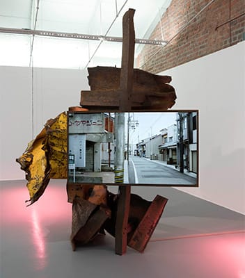 Moon Kyungwon and Jeon Joonho, ‘Anomaly Strolls II - Alchemy of Golden Leaf’, 2018. Exhibition view at Tate Liverpool, 2018. Image provided by MMCA.