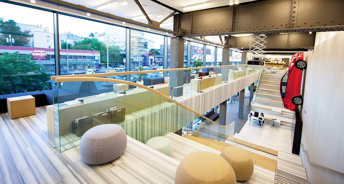 panoramic interior view of the motorstudio moscow library from