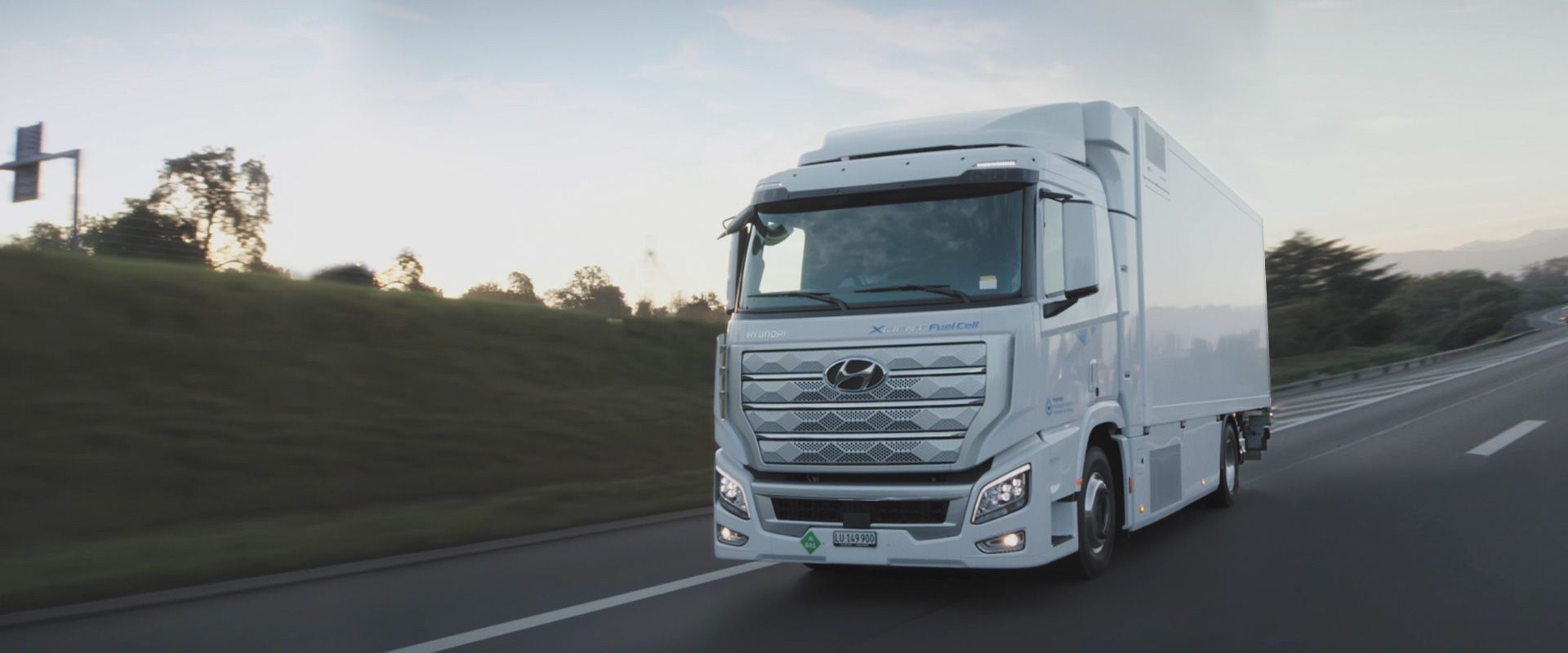 Hyundai Motor Shares Fuel Cell Commercial Vehicle Roadmap, Launches XCIENT Fuel Cell Truck at Digital Event