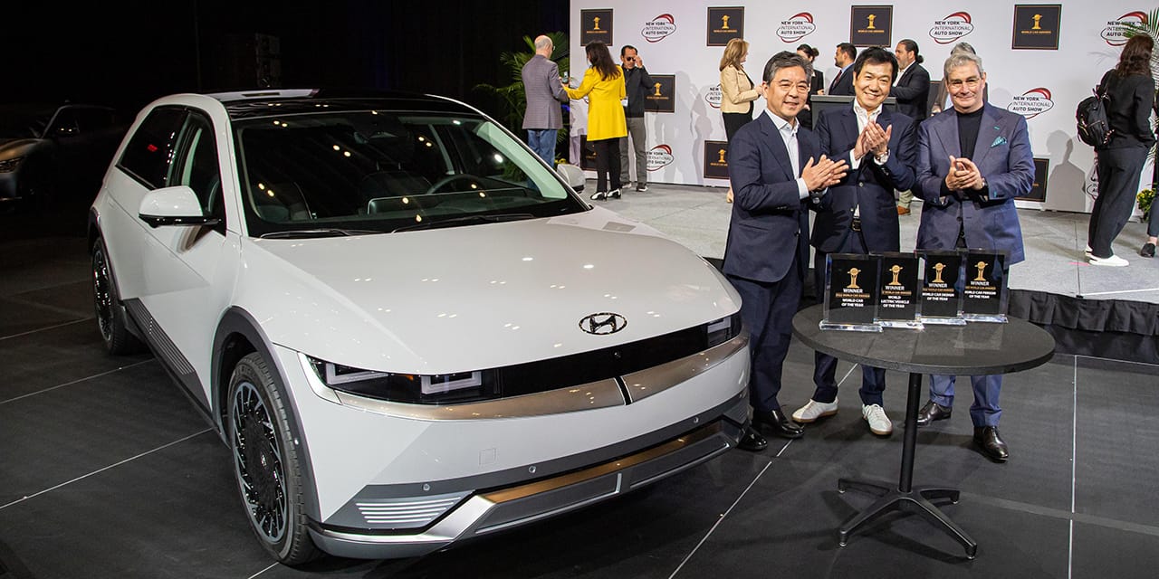 Hyundai IONIQ 5 Sweeps World Car of the Year, World  Electric Vehicle of the Year and World Car Design of the Year