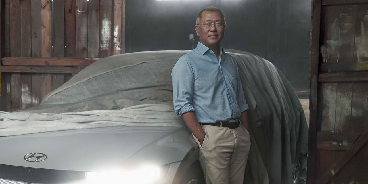 Hyundai Motor Group Executive Chair Euisun Chung Named MotorTrend Person of the Year, Topping Its 2023 Power List 