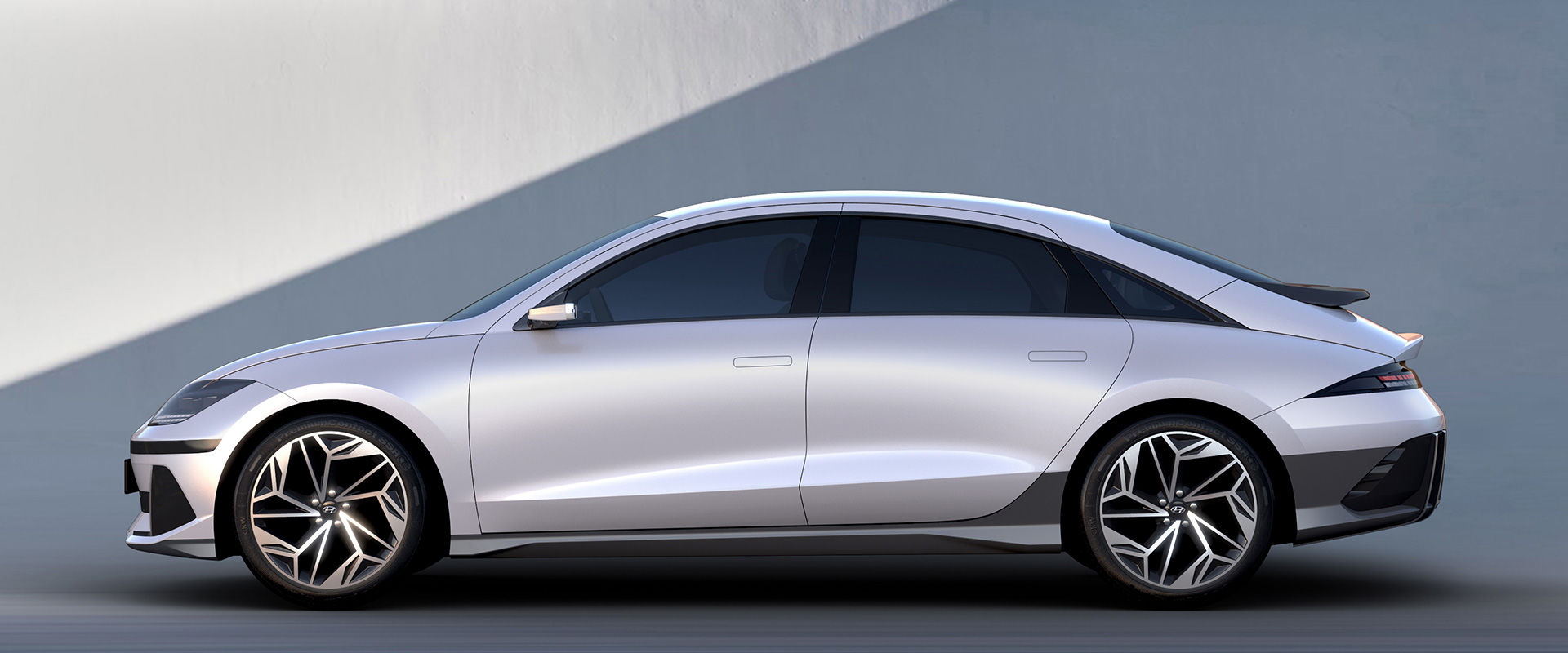 New Hyundai IONIQ 6 Named  ‘Saloon of the Year’ at 2023 GQ Car Awards