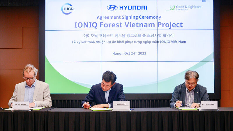 IONIQ Forest Vietnam Project Signing Ceremony_2