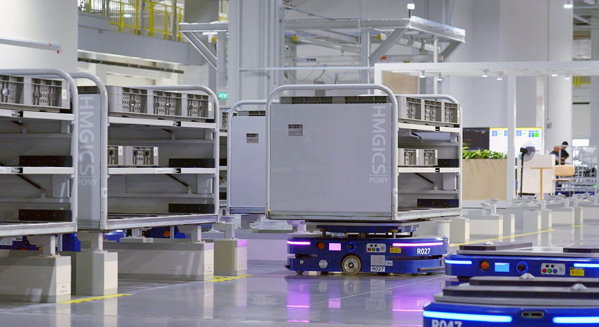 Autonomous mobile robots deliver parts at HMGICS