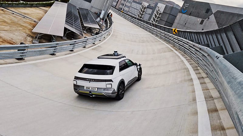 IONIQ 5 robotaxi on HMGICS Skytrack