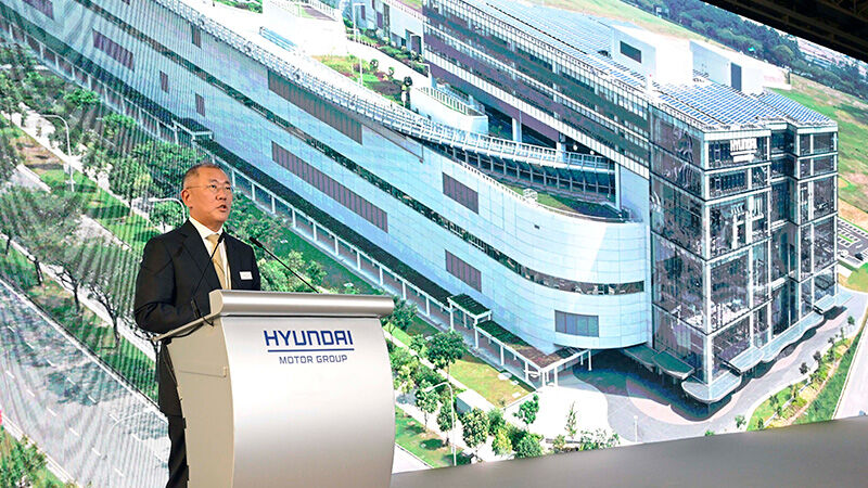 HMGICS cell-based flexible production systemEuisun Chung Executive Chair Hyundai Motor Group