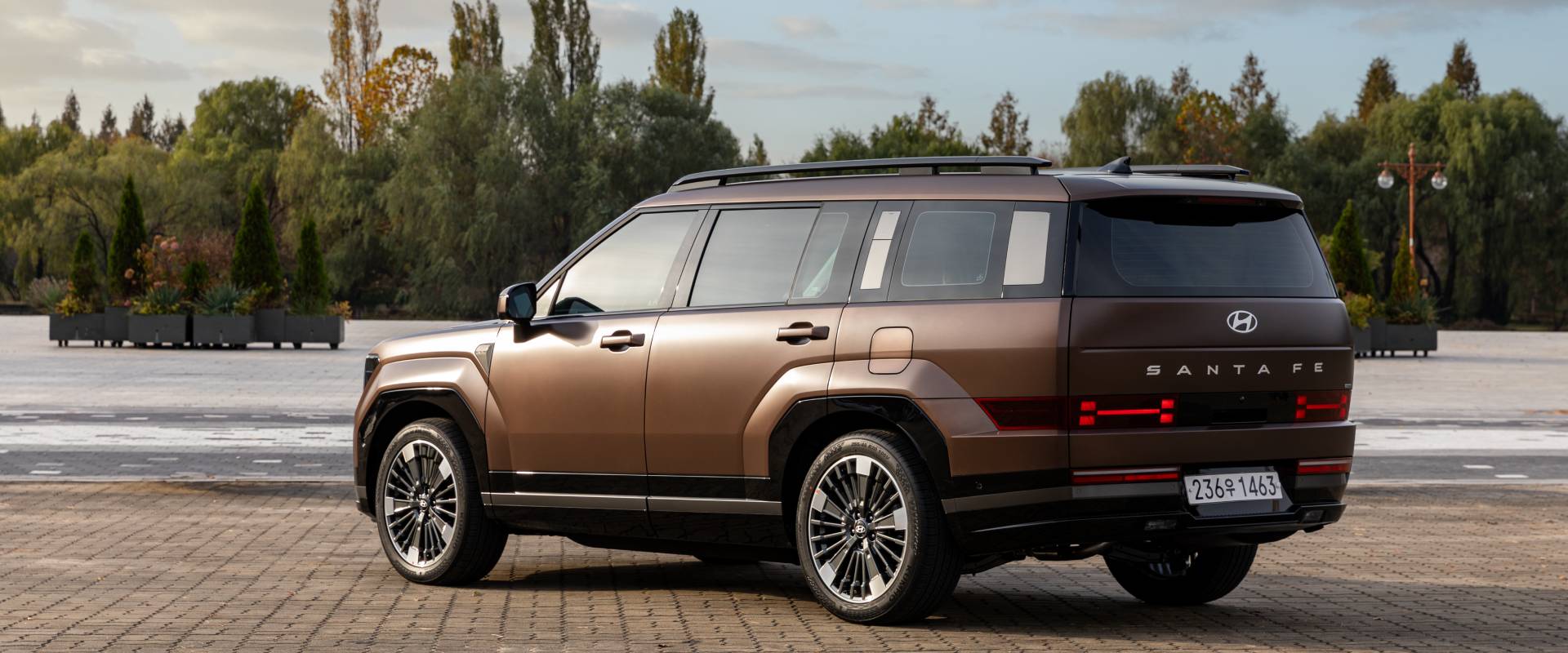 The all-new SANTA FE Lauded for Outstanding Performance, Comfort and Features