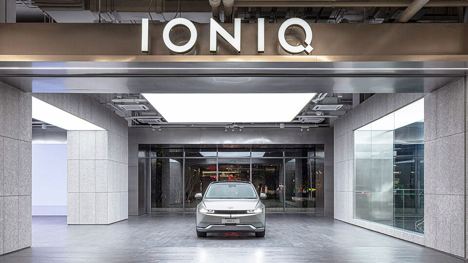 Hyundai Electrifies in Thailand with Grand Opening of New IONIQ Lab