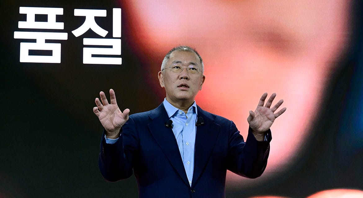 Hyundai Motor Group Executive Chair Euisun Chung addresses the New Year's Message