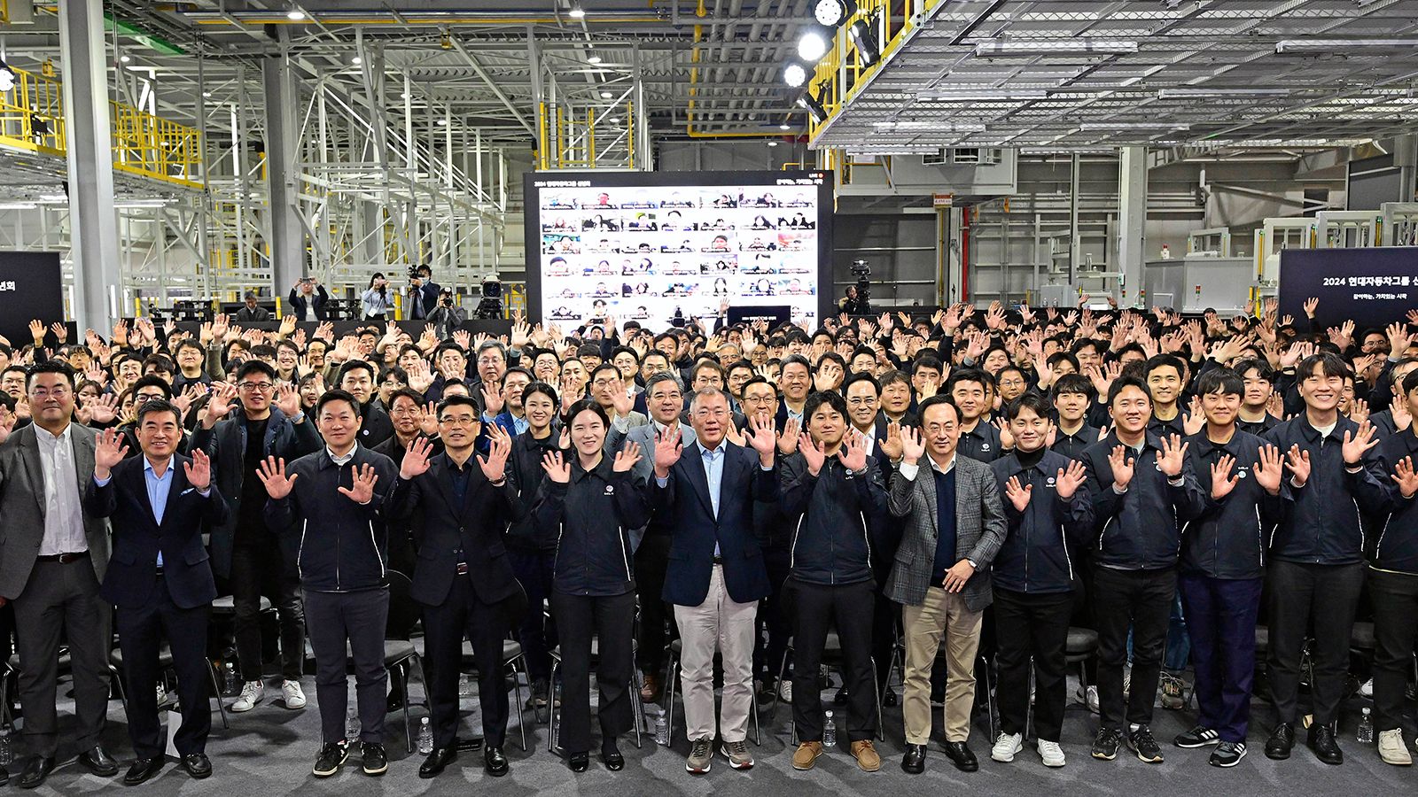 Hyundai Motor Group Executive Chair Euisun Chung Outlines ‘Sustainable Growth through Consistent Change’ in New Year’s Message