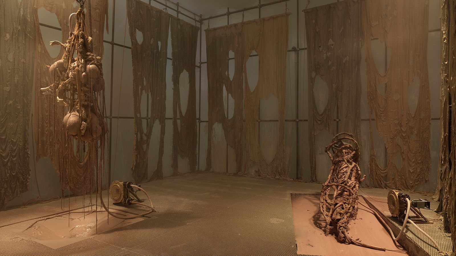 Mire Lee. Black Sun, 2023. Exhibition view New Museum, New York. Courtesy New Museum. Photo Dario Lasagni.