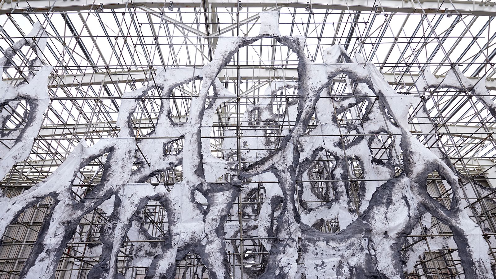 Mire Lee. Landscape with Many Holes Skins on Yeongdo Sea, 2022. © Busan Biennale Organizing Committee. Photo Sang-tae Kim.