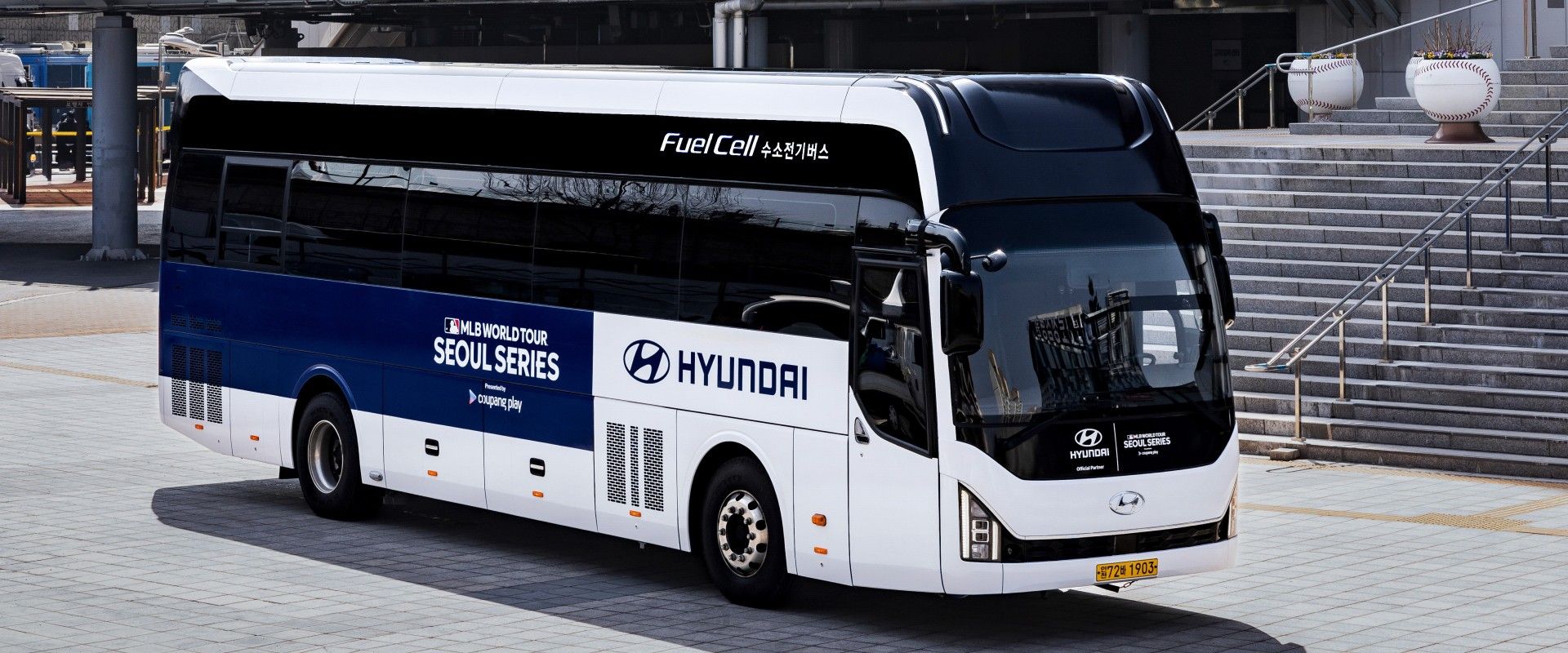 Hyundai Hydrogen Fuel Cell Electric Bus at Gocheok Sky Dome