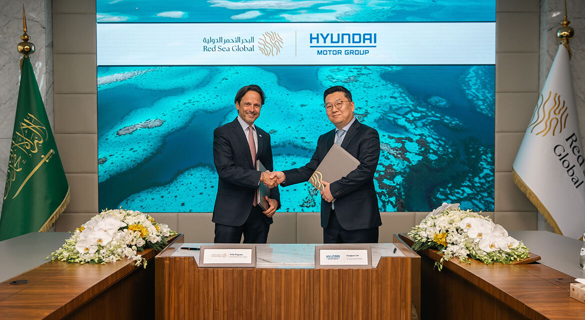 Hyundai Motor Group and RSG signed a Memorandum of Understanding (MoU), with Dongkun Lee, Head of Future Growth Strategy Sub-Division under Global Strategy Office (GSO) at Hyundai Motor Group, and John Pagano, Group CEO of RSG, attending the ceremony at RSG Headquarters in Riyadh on March 24.
