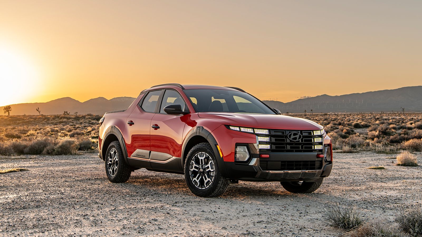 (Image 1) Enhanced Hyundai 2025 Santa Cruz Makes World Debut at the New York International Auto Show