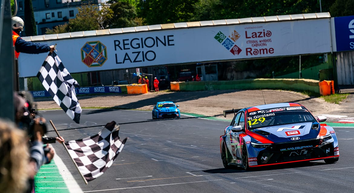 #129 Hyundai ELANTRA N TCR