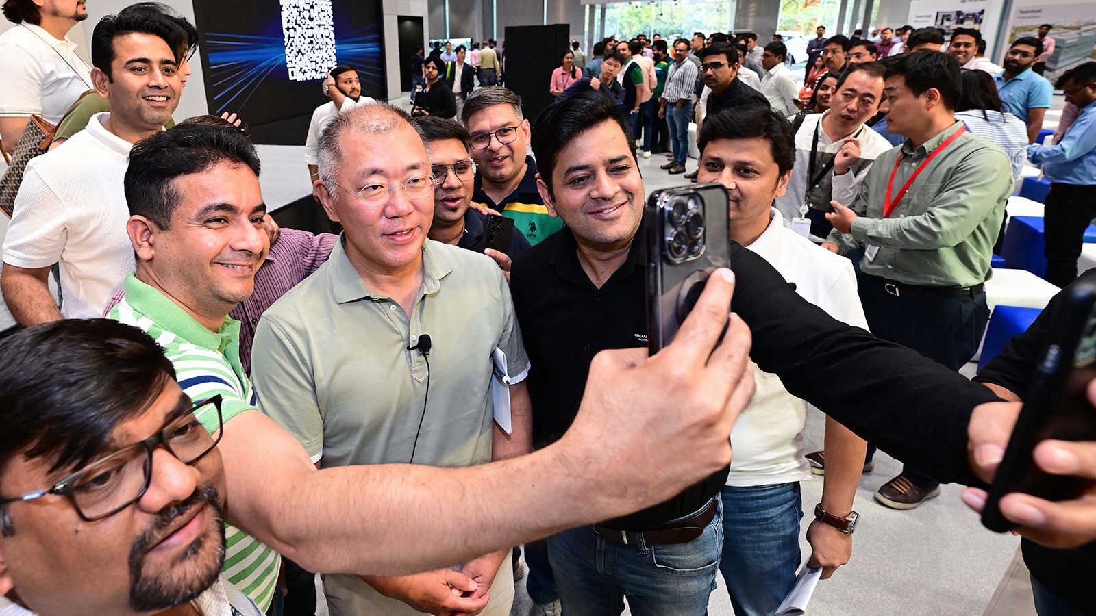 Hyundai Motor Group Executive Chair Euisun Chung Visits India to Underline Mid-to long-term Mobility Strategic Commitments