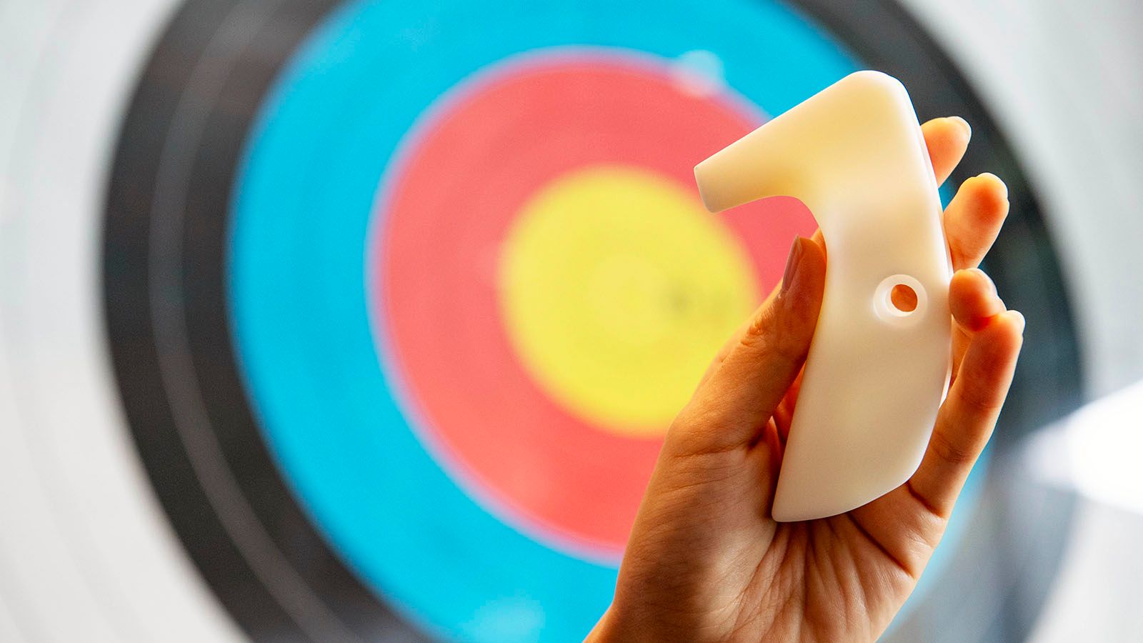 Customized 3D-printed bow grips