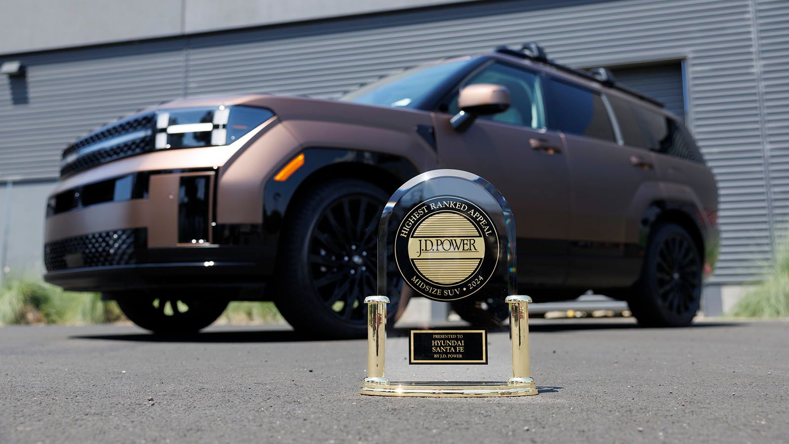 (Image 2) Hyundai SANTA FE Named Top Midsize SUV in J.D. Power 2024 U.S. APEAL Study