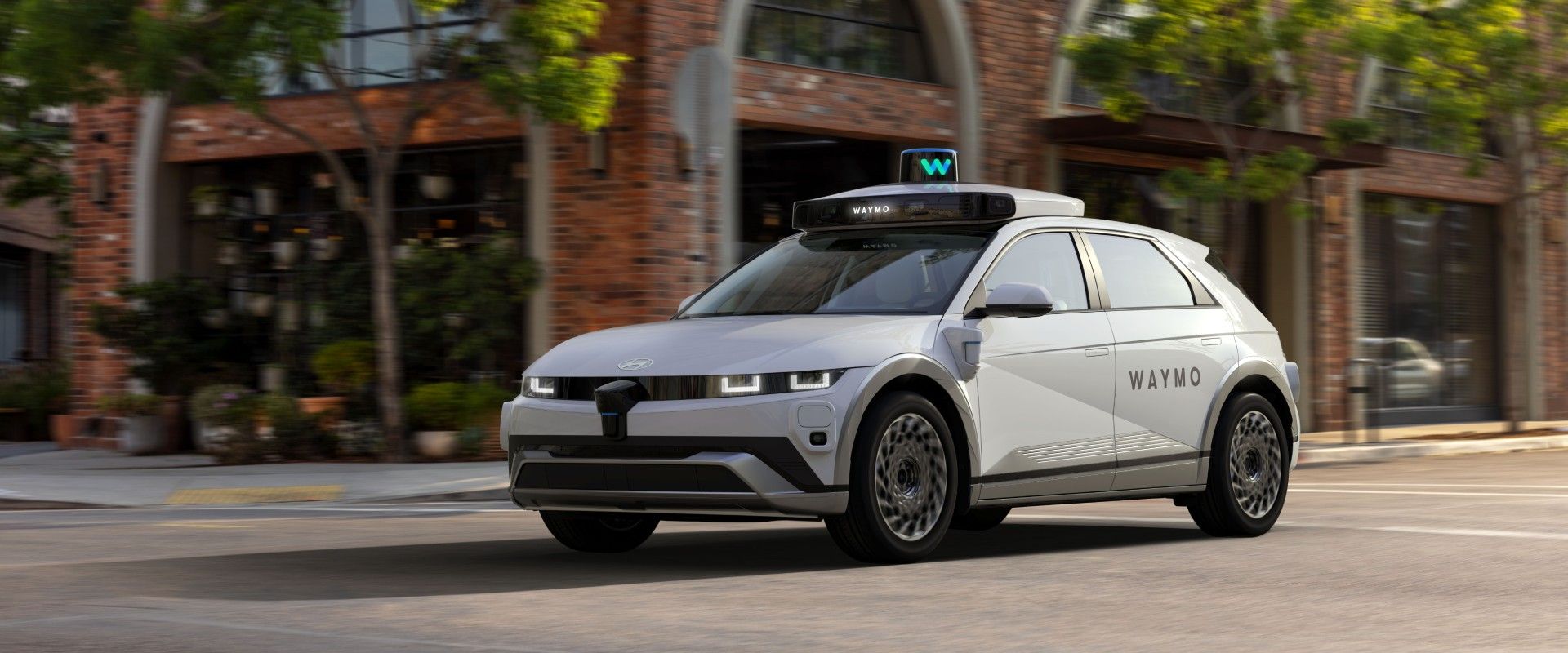 Hyundai and Waymo Enter Multi-Year, Strategic Partnership