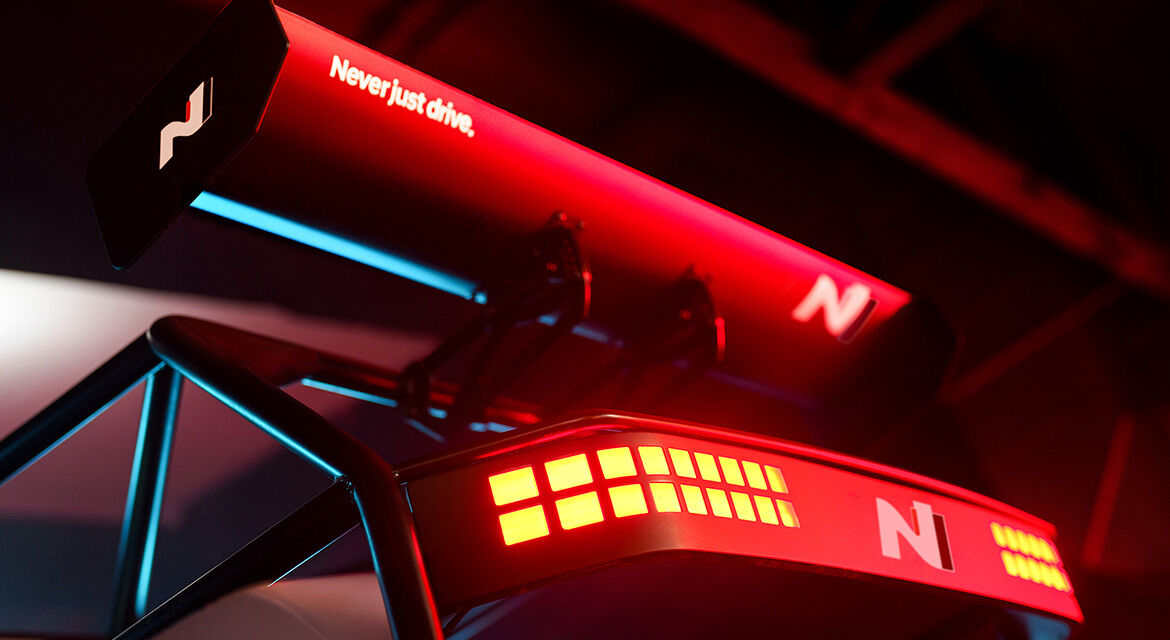 RN24, Still