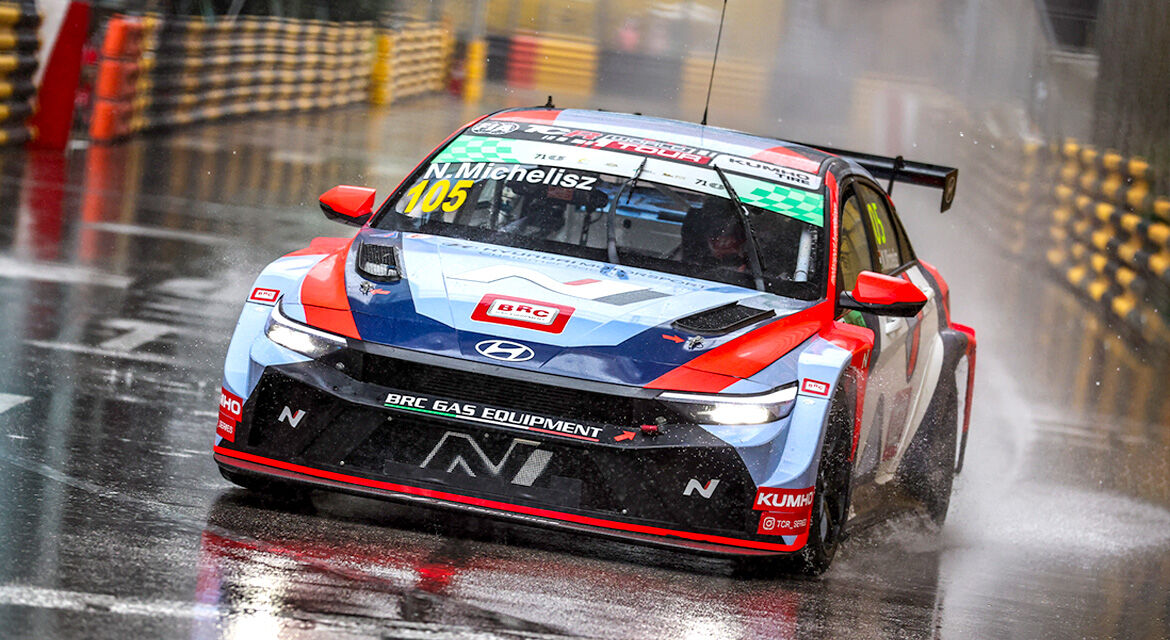 N. Michelisz