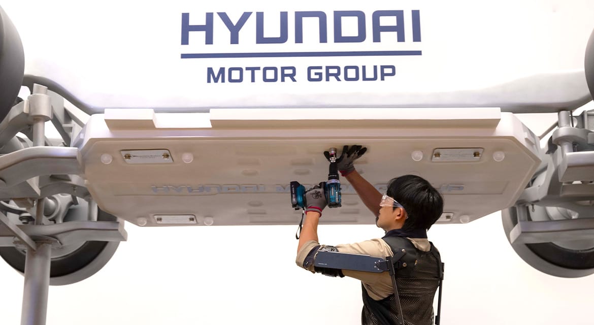 Hyundai Motor and Kia unveil wearable robot ‘X-ble Shoulder’ to boost industrial efficiency and reduce musculoskeletal injuries