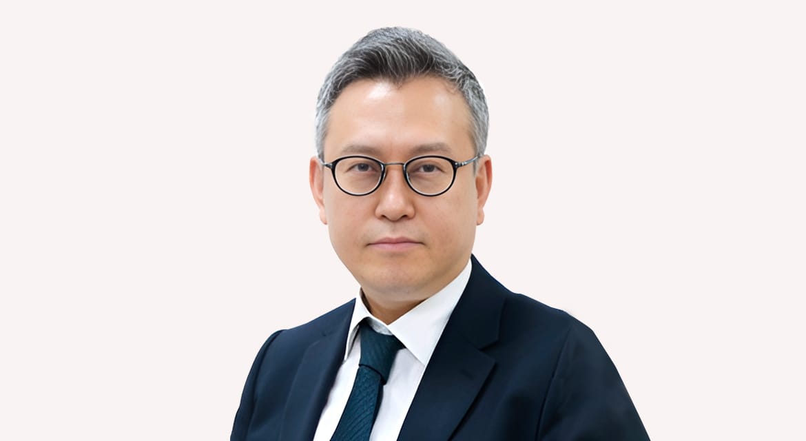 Jeong Yeob Lee, EVP, Hyundai Rotem