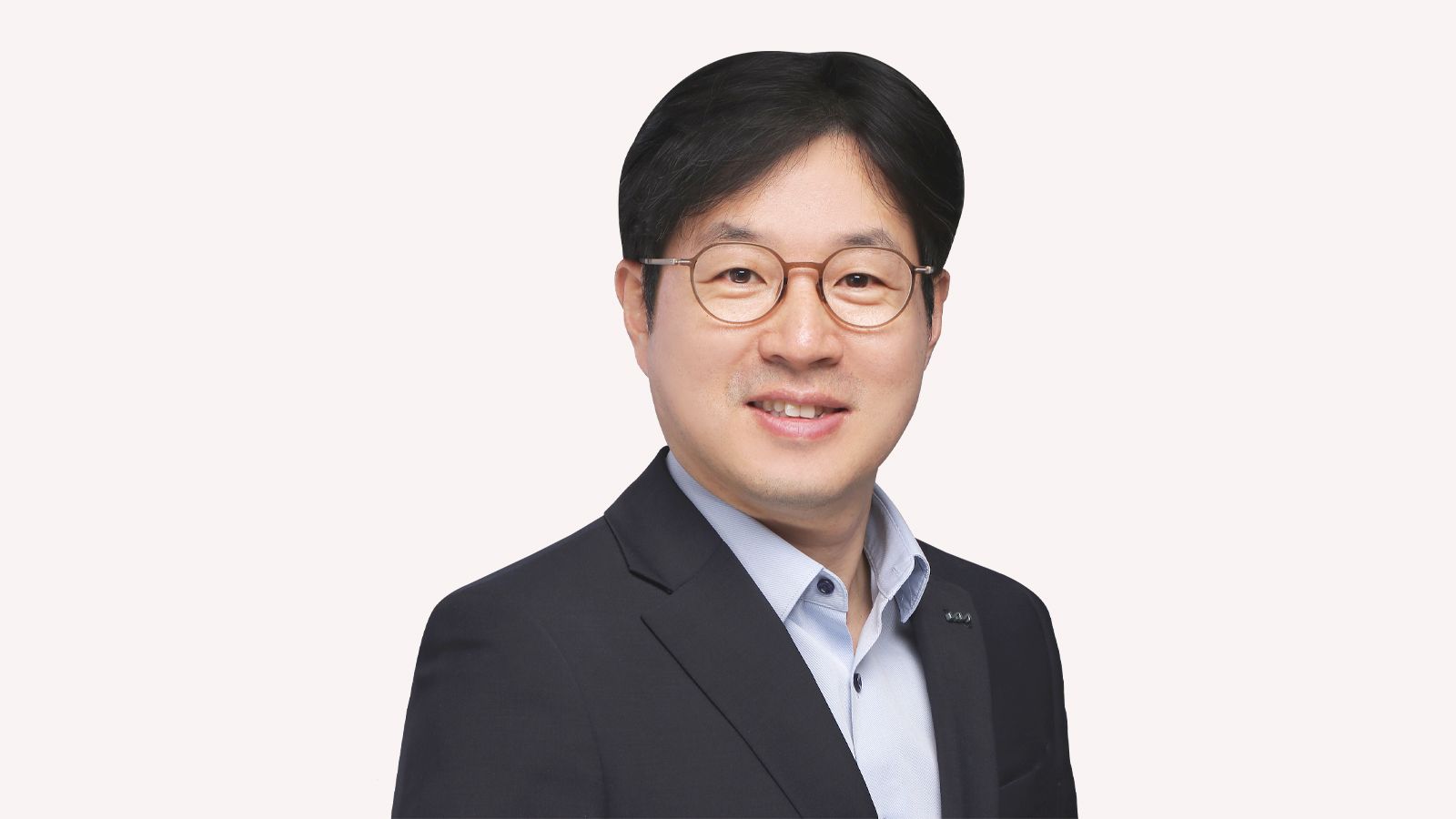  Tae Hun Lee, EVP, Kia