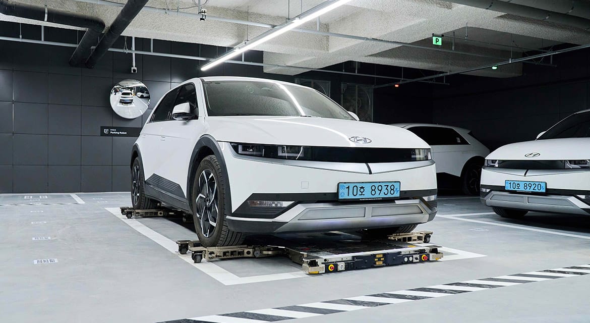 At the Factorial Seongsu smart building in one of Seoul's trendiest districts, the function of robotics meets the form of advanced architecture with Hyundai's automated parking robot