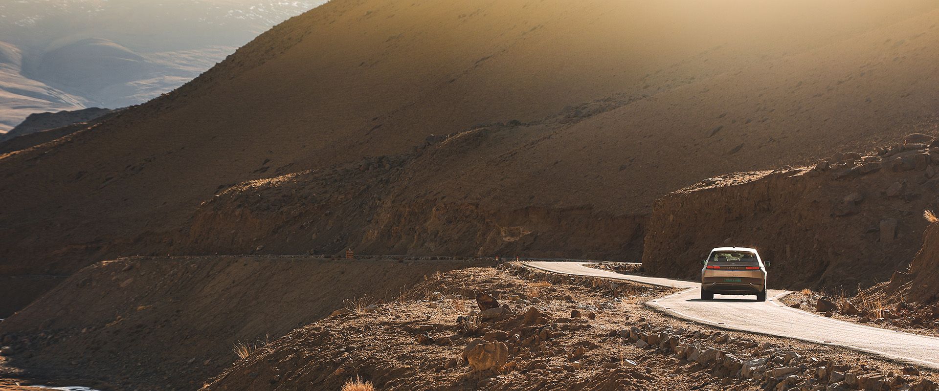 Hyundai IONIQ 5 takes part in GUINNESS WORLD RECORDS™ Title for the Greatest Altitude Change by an Electric Car