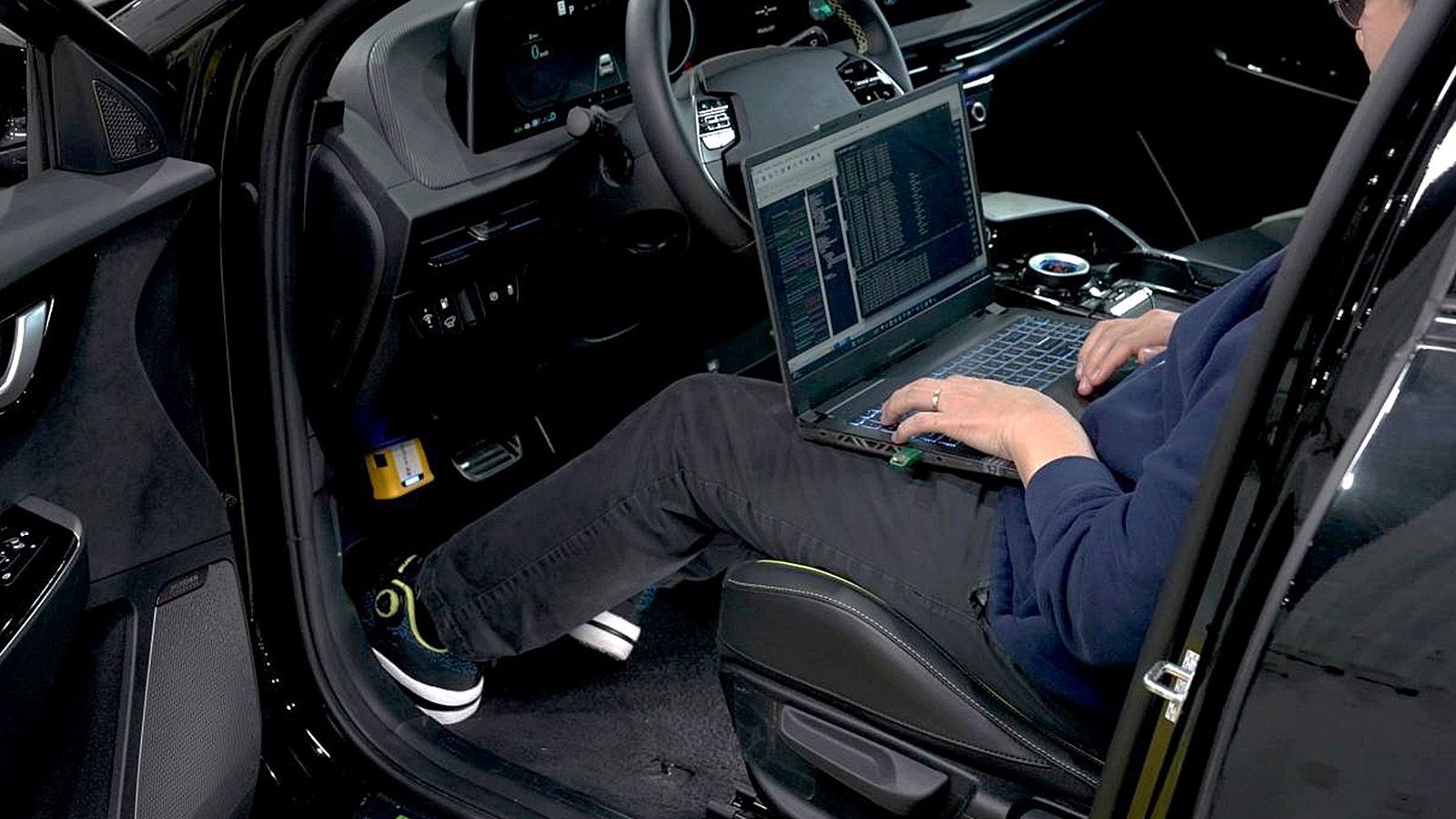 Hyundai Motor and Samsung Unveil Breakthrough Private 5G RedCap Technology for Smart Manufacturing