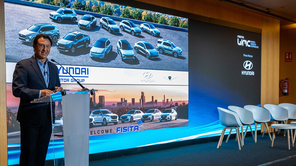Hyundai Motor Company President and CEO José Muñoz Reinforces Hyundai’s Journey as a Mobility Leader at FISITA World Mobility Conference 2025
