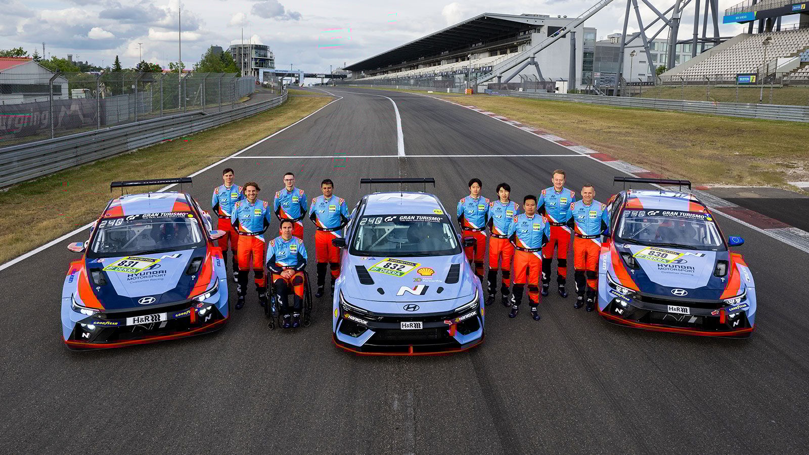Hyundai Motor Drivers and Racecars for the Nürburgring 24 Hours race