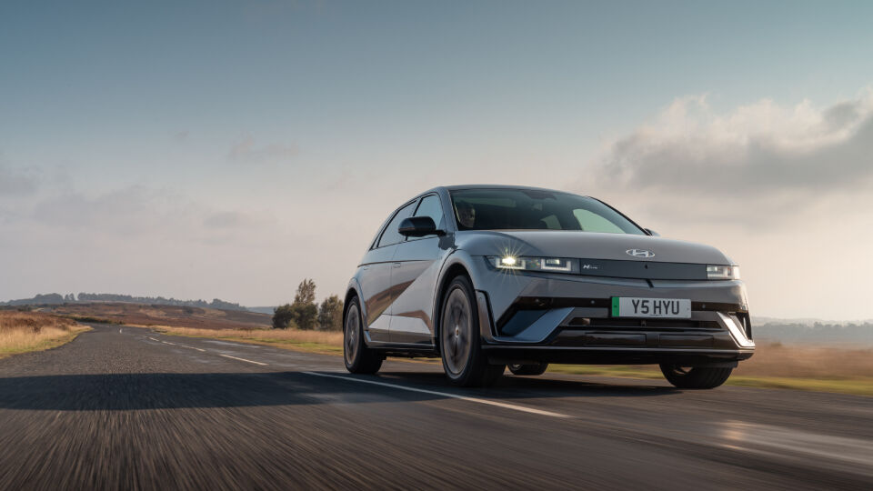 Hyundai IONIQ 5 and All-new SANTA FE Win at the Autotrader Drivers’ Choice Awards 2025