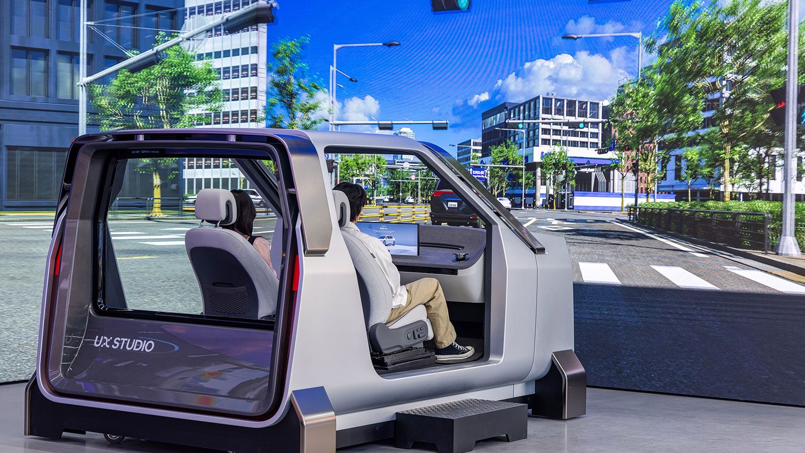 Driving simulations at UX Validation, UX Test Zone