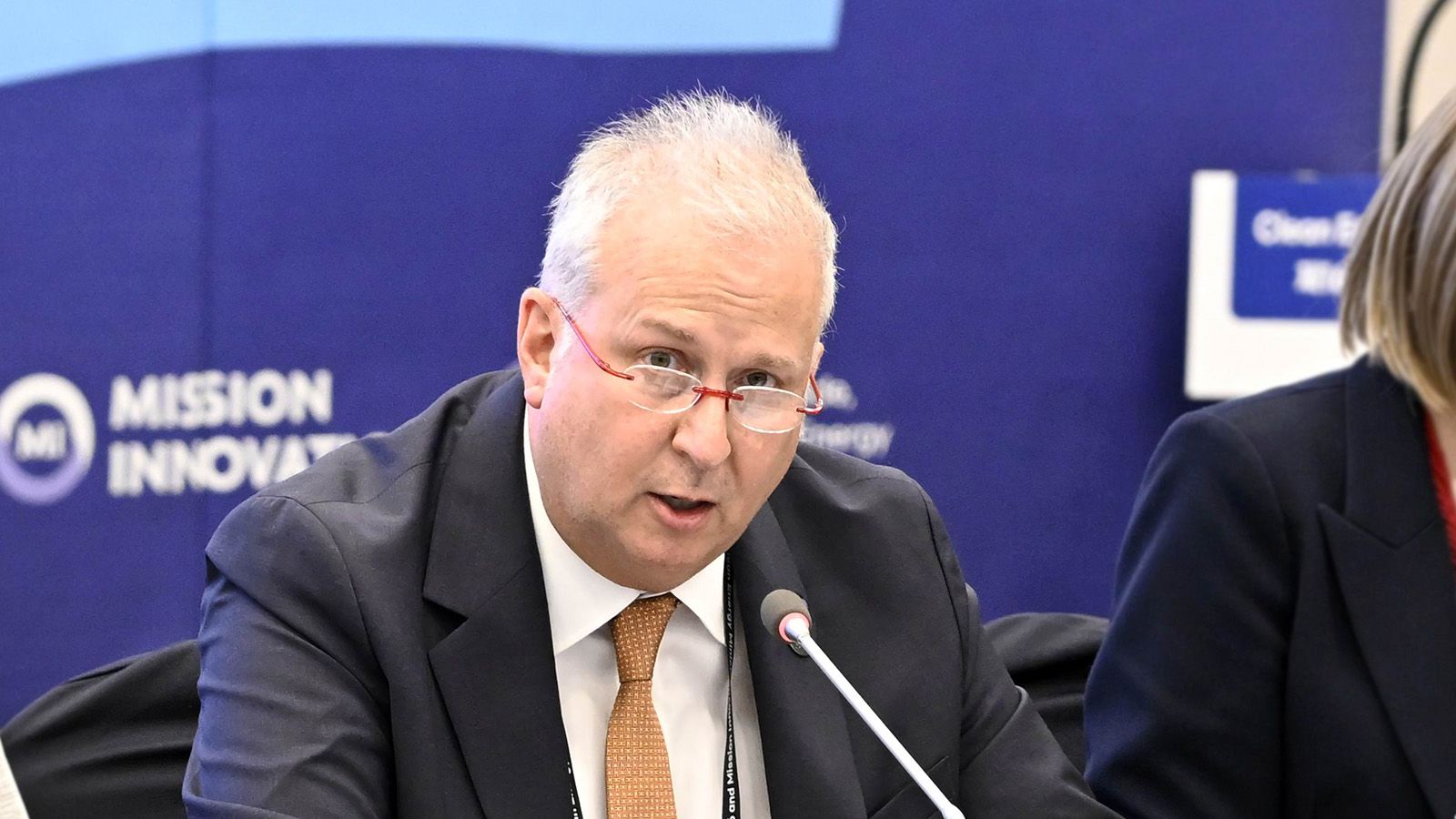 Hyundai Motor Group Presents Hydrogen Vision for Energy Transition at CEM16