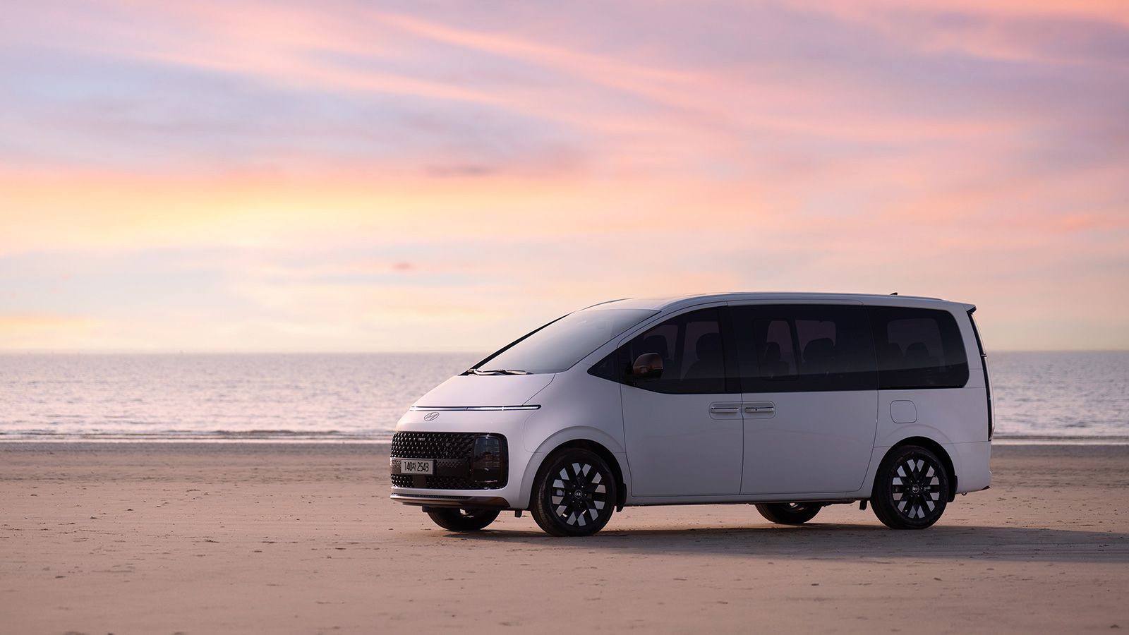 STARIA multi-purpose vehicle (MPV)