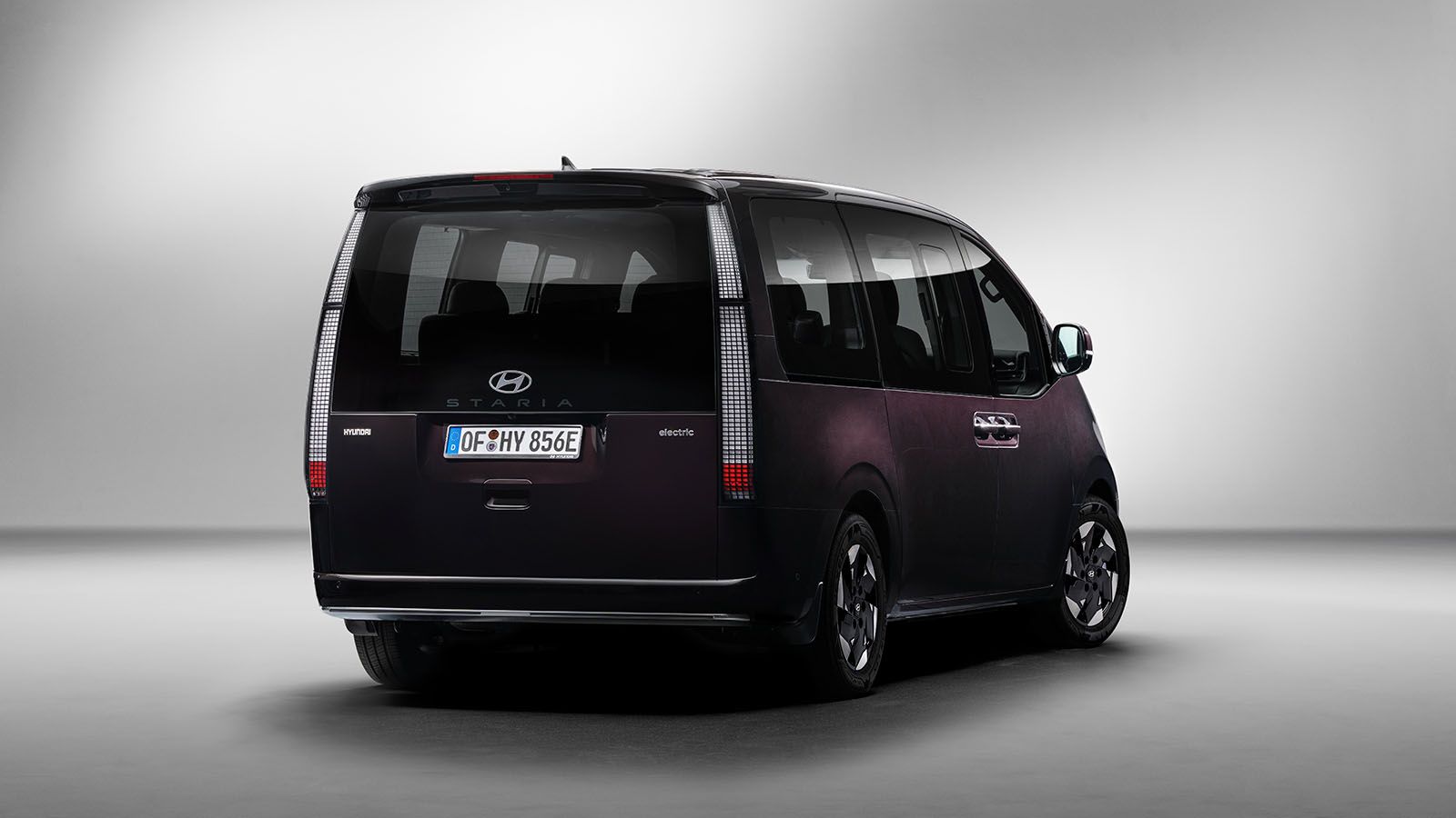 Hyundai STARIA Electric Debuts, Setting a New Standard for Spacious, Everyday Zero-Emission Mobility