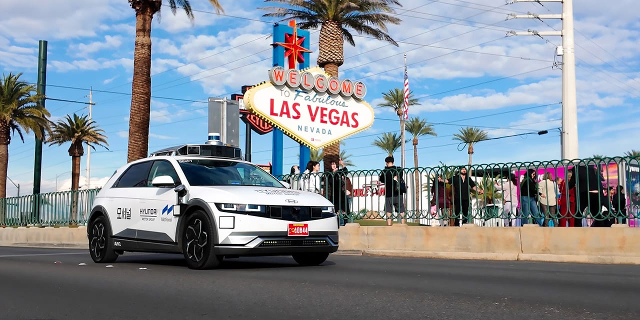 Motional Hyundai IONIQ 5 robotaxi