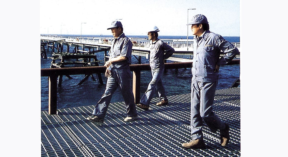  Founding Chairman Ju‑yung Chung