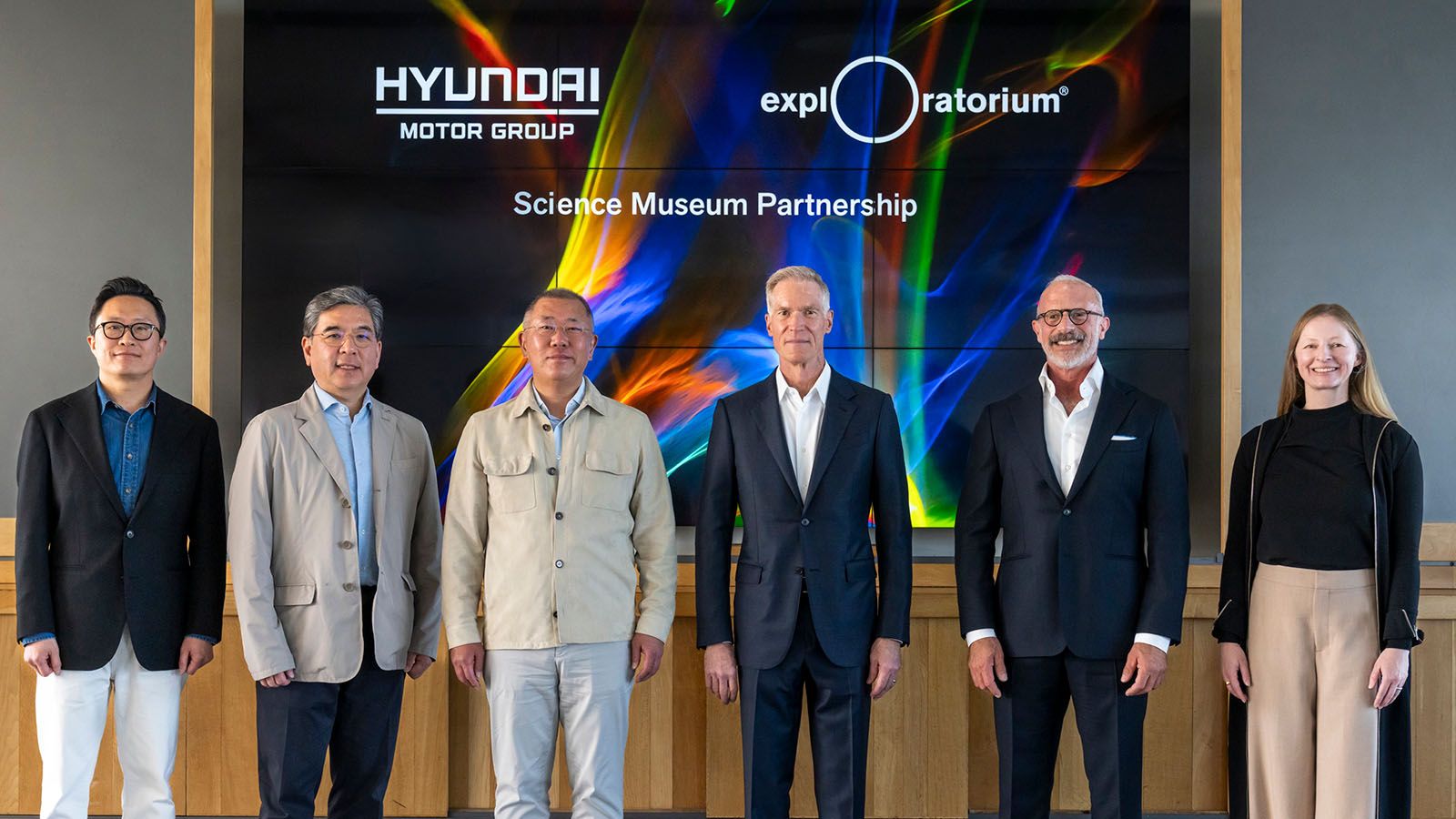 (From left) Sungwon Jee, Executive Vice President and Head of Hyundai Motor Group Brand Experience, Jaehoon Chang, Vice Chair of Hyundai Motor Group, Euisun Chung, Executive Chair of Hyundai Motor Group, William F. (Bill) Mellin, Chair of the Board of Trustees at the Exploratorium, Lindsay Bierman, the Sakurako and William Fisher Executive Director and CEO of the Exploratorium, Dr. Anne Richardson, Chief Experience Officer of the Exploratorium.