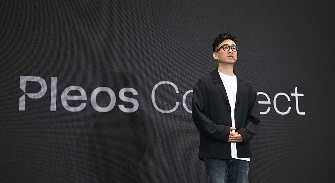 Jongwon Lee, Senior Vice President and Head of the Feature & CCS Sub-Division at Hyundai Motor Group, delivers the opening presentation at the Pleos Connect Media Day.