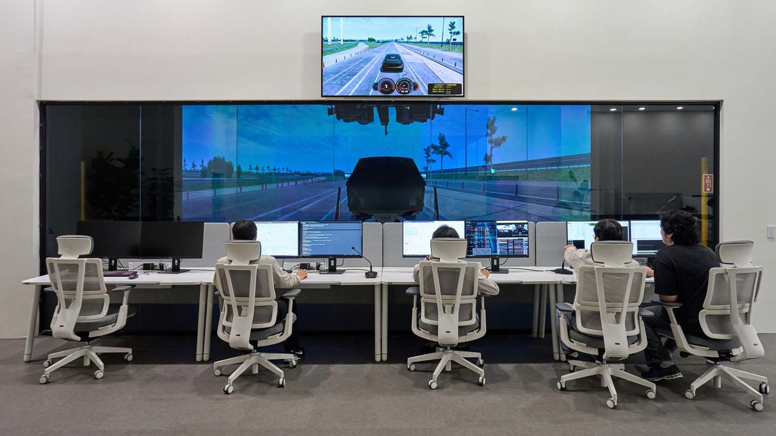 Driving Simulator: How Hyundai Motor and Kia Compressed Years of Track Testing into Hours of Simulation