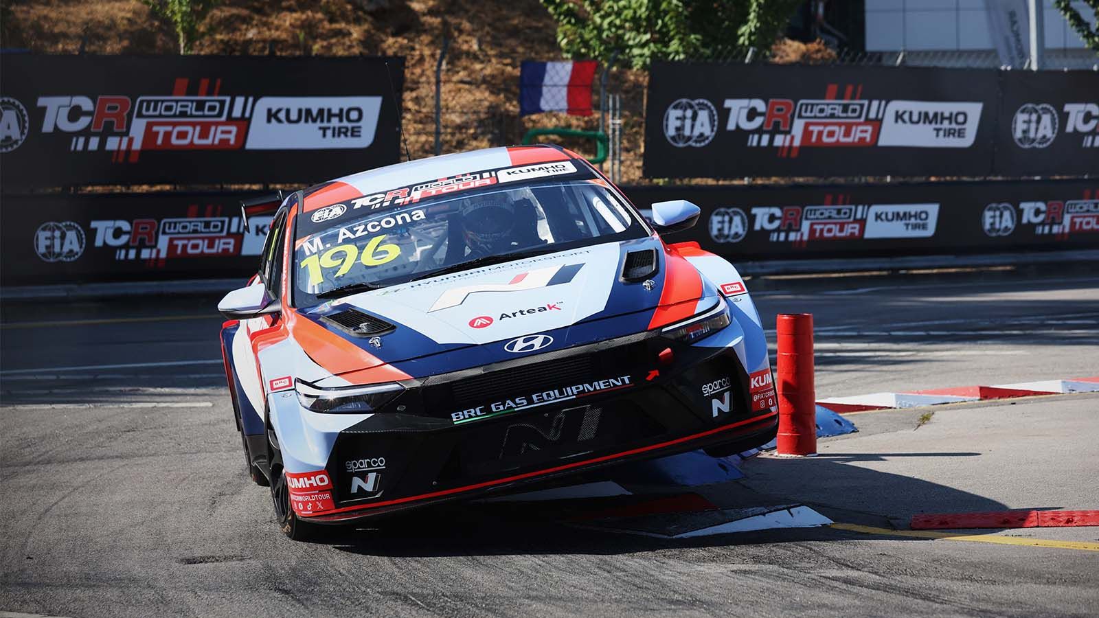 BRC Hyundai N Squadra Corse continued its winning run in the Kumho FIA TCR World Tour in Vila Real.