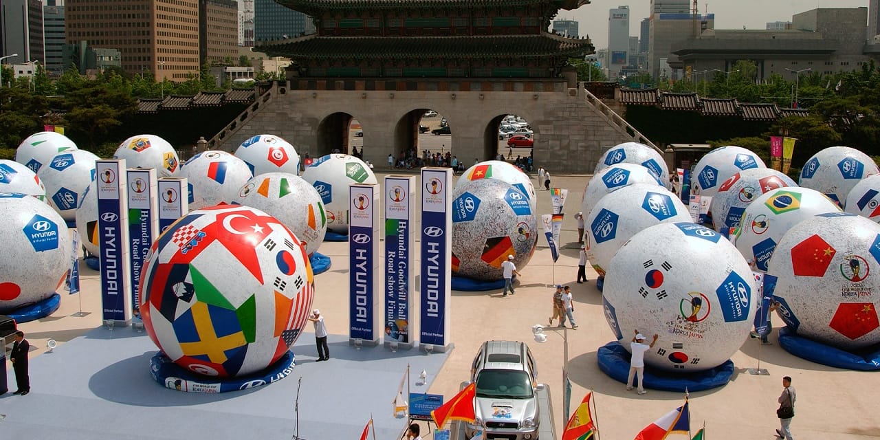 The Goodwill Ball Road Tour ahead of the 2002 FIFA World Cup Korea/Japan™, one of Hyundai Motor’s earliest global fan engagement initiatives.