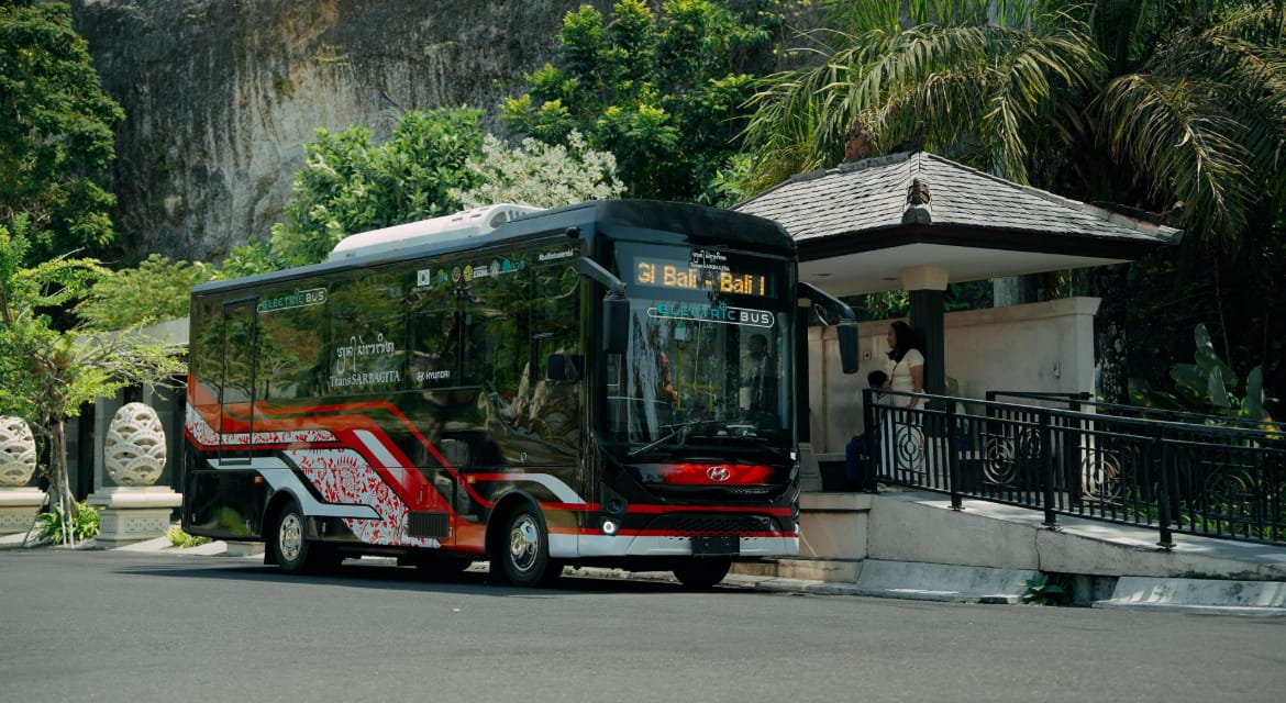 Hyundai Motor Delivers Bali’s First Electric Buses for Public Transport