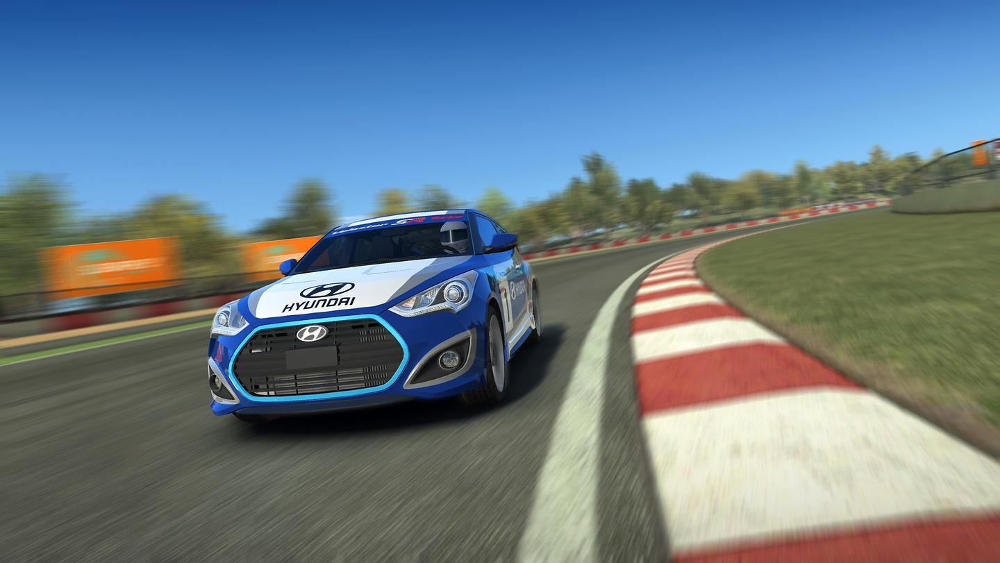 Hyundai Veloster Turbo Races for Charity with ‘Real Racing 3’ Mobile Game
