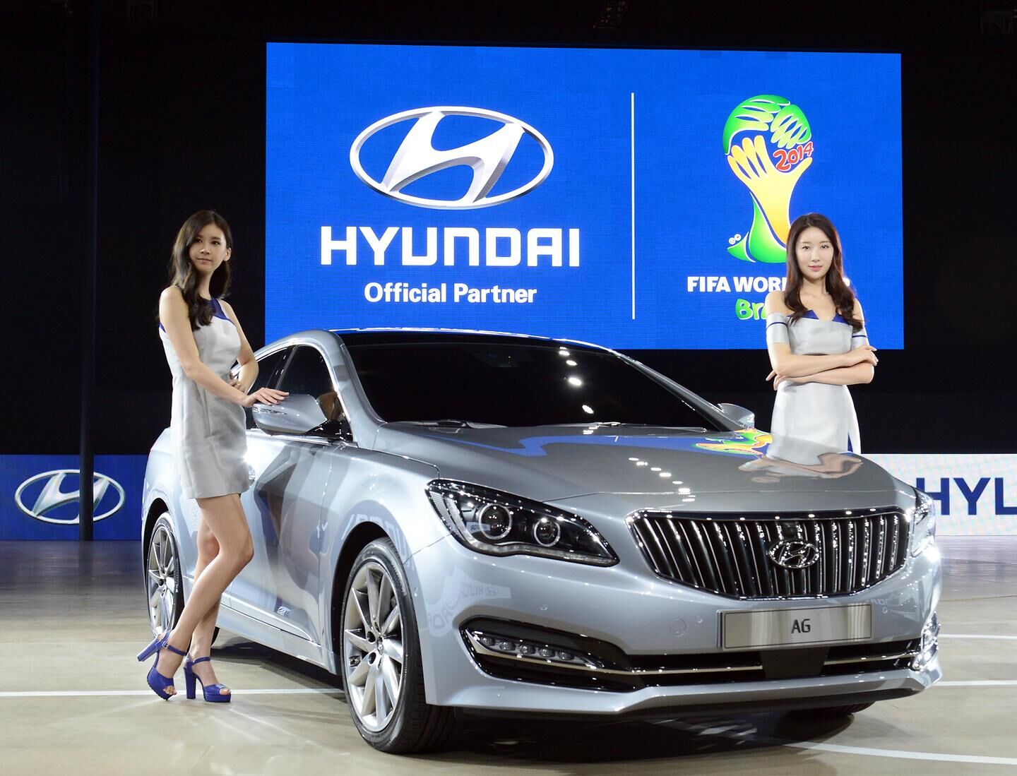 Hyundai Motor Strengthens Large Sedan Line ups at the 2014 Busan International Motor Show 4