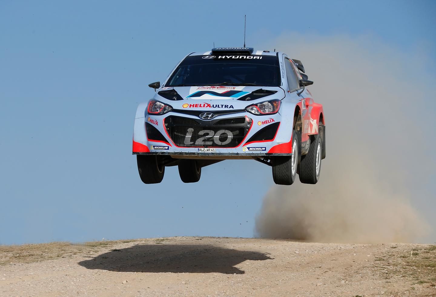 Hyundai Shell World Rally Team builds its confidence as Rally Italia Sardegna ends